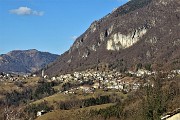 01 Sentiero partigiano di Cornalba,ad anello intorno ala Corna Bianca, ben  visibile nella foto 